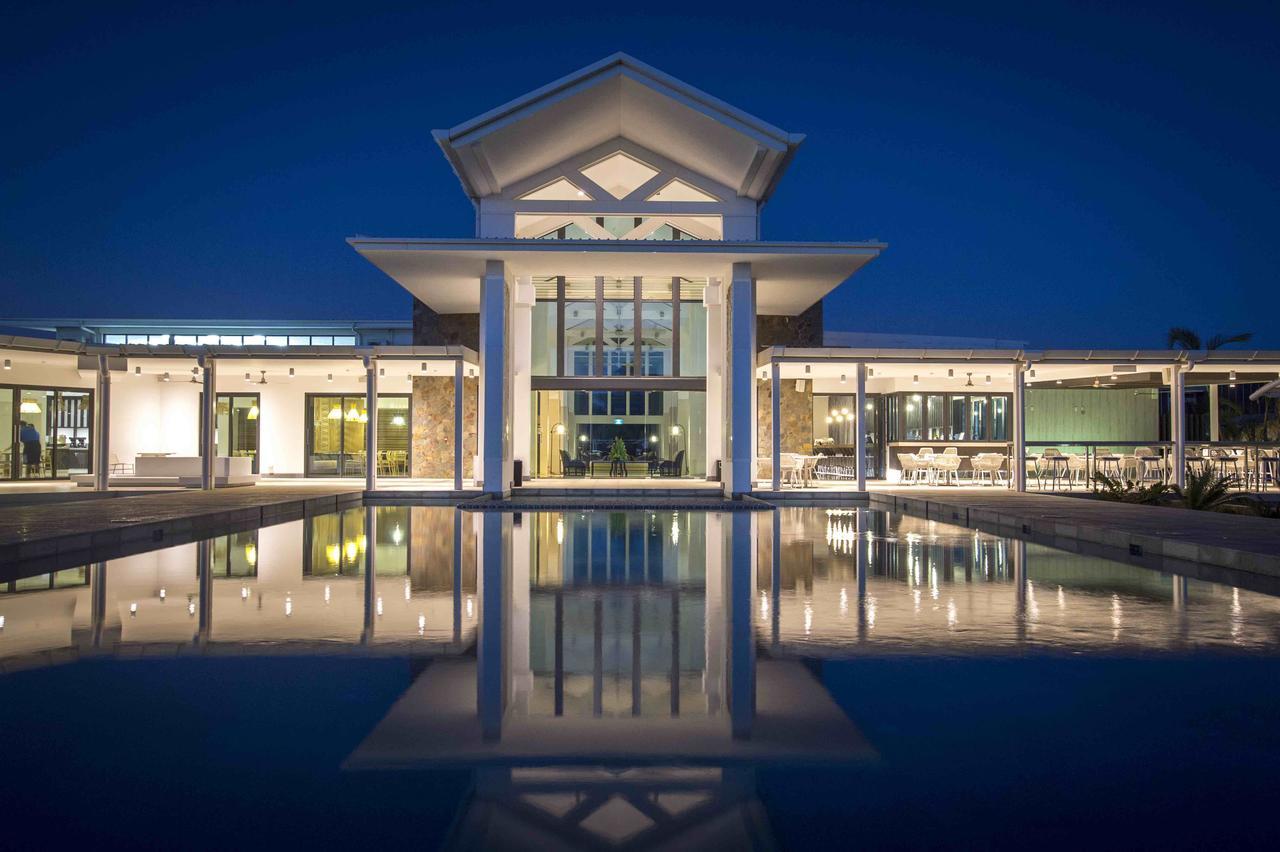 Taumeasina Island Resort Апіа Екстер'єр фото